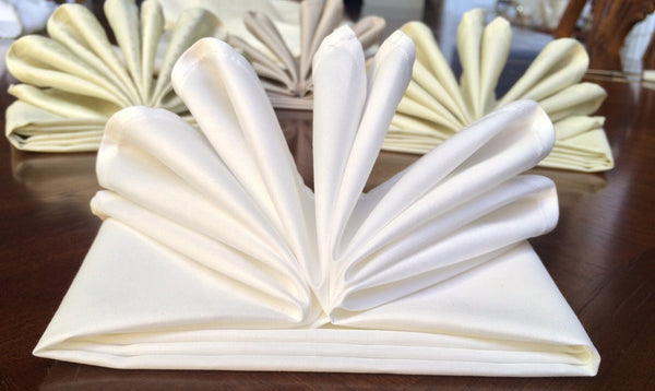 Atlas Kitchen PURE WHITE Dinner Napkins Cloth 18x18 Bulk 100% Natural Pima Cotton Sateen Linens for Events, Weddings and Dinner